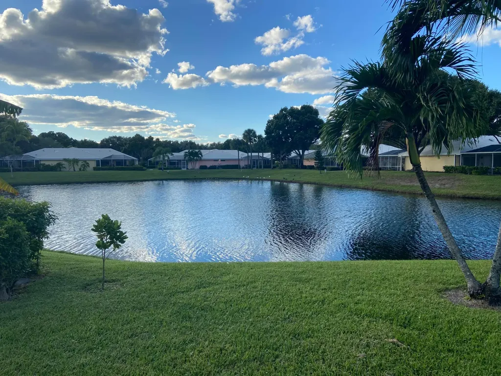 2102 Appleton Court Palm Beach Gardens FL 33403