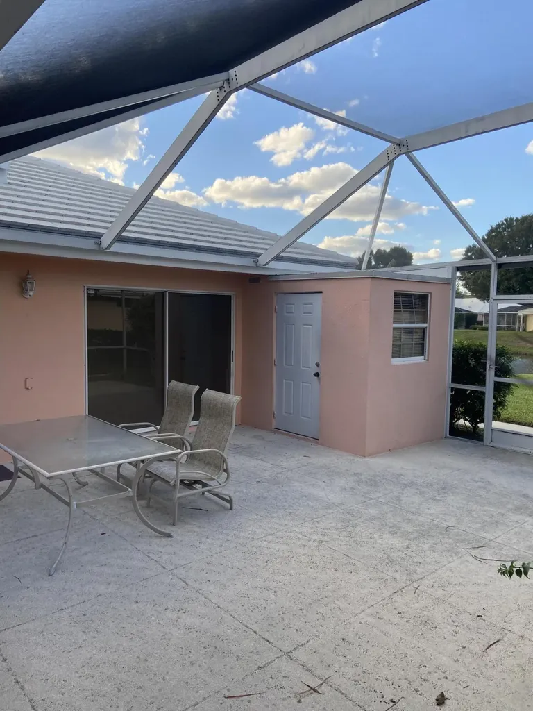 2102 Appleton Court Palm Beach Gardens FL 33403