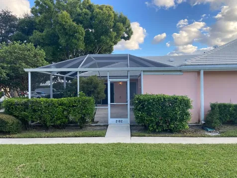 2102 Appleton Court Palm Beach Gardens FL 33403