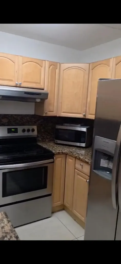 8254 Severn Drive Boca Raton FL 33433