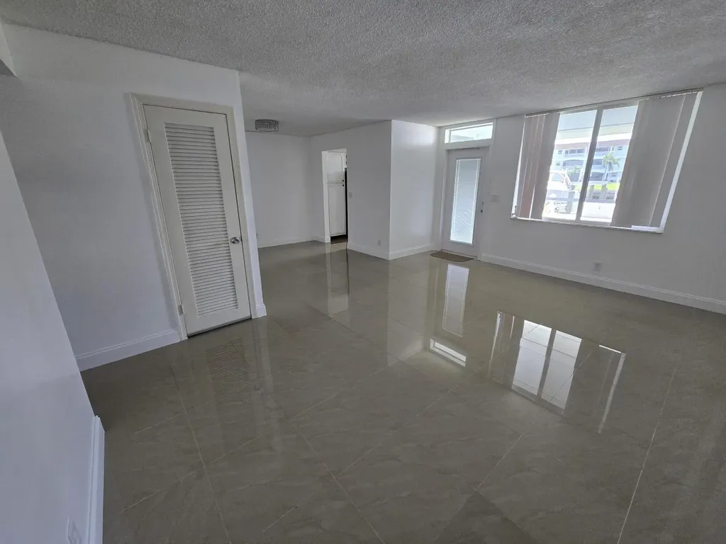 104 Paradise Harbour Boulevard North Palm Beach FL 33408