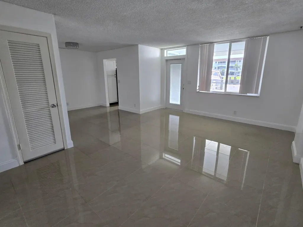 104 Paradise Harbour Boulevard North Palm Beach FL 33408