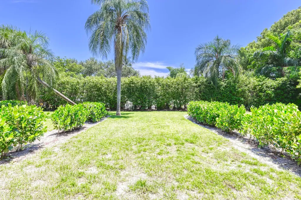 660 Coventry Street Boca Raton FL 33487