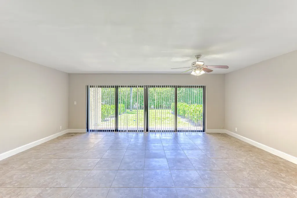 660 Coventry Street Boca Raton FL 33487