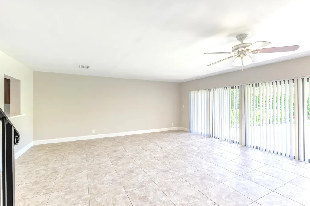 660 Coventry Street Boca Raton FL 33487