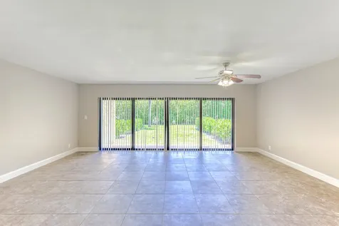 660 Coventry Street Boca Raton FL 33487