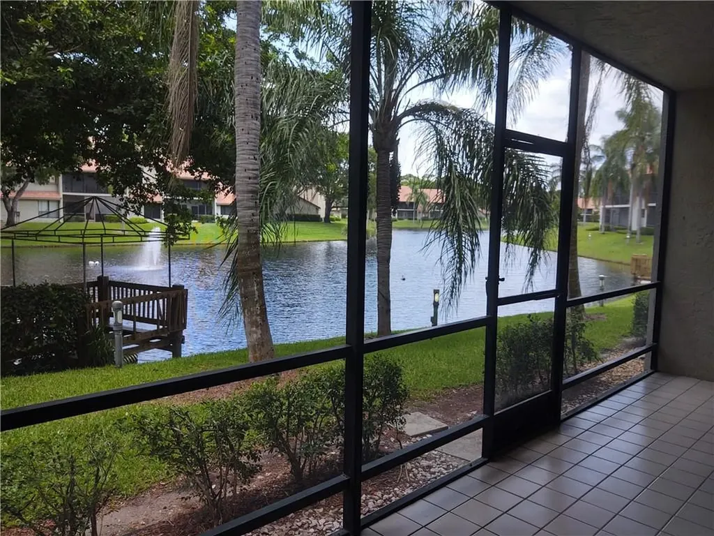 5801 Coach House Circle Boca Raton FL 33486
