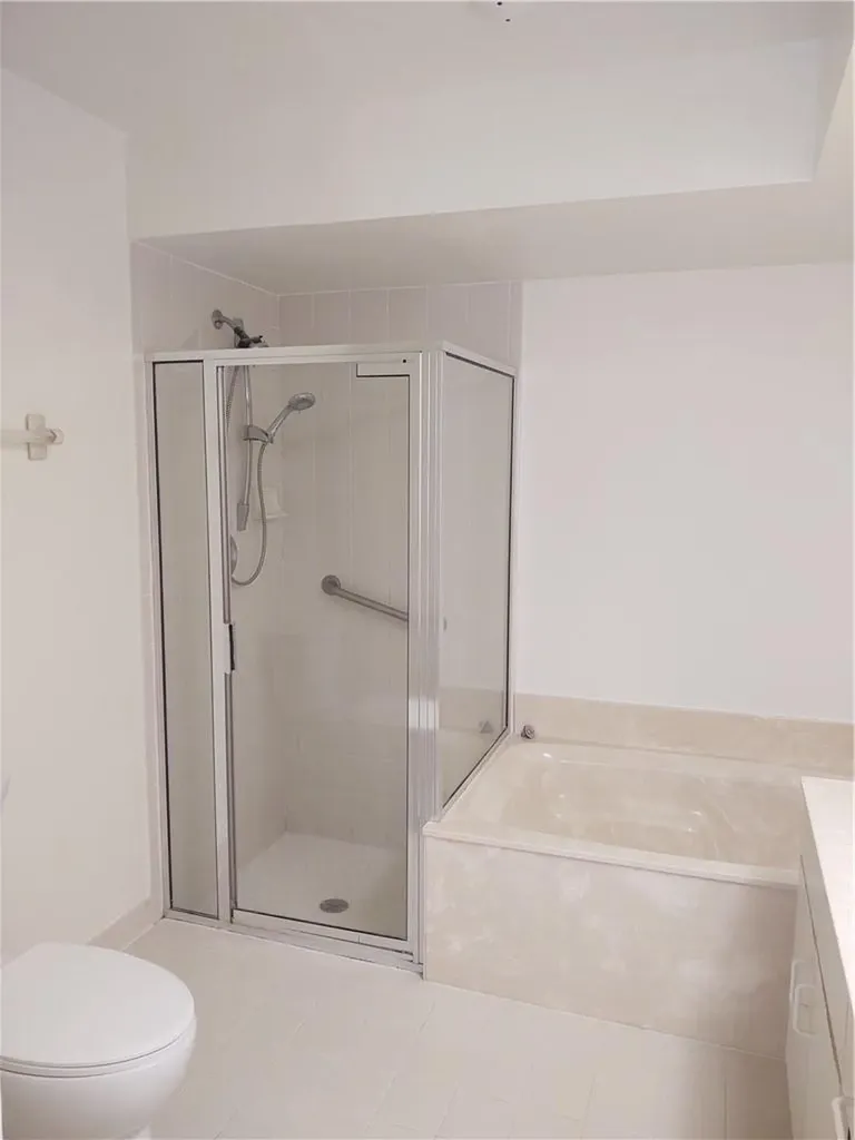 5801 Coach House Circle Boca Raton FL 33486
