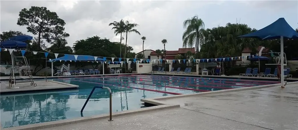 5801 Coach House Circle Boca Raton FL 33486