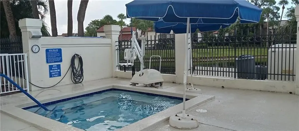 5801 Coach House Circle Boca Raton FL 33486