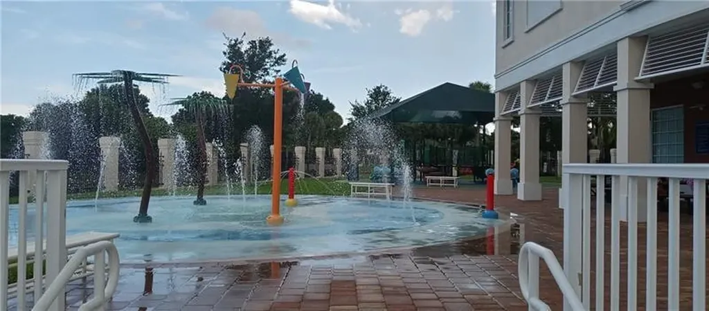 5801 Coach House Circle Boca Raton FL 33486
