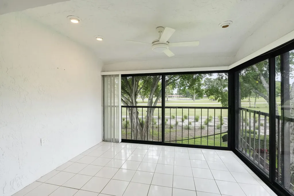 21852 Arriba Boca Raton FL 33433