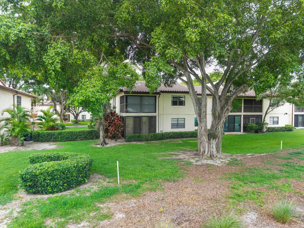 21852 Arriba Boca Raton FL 33433