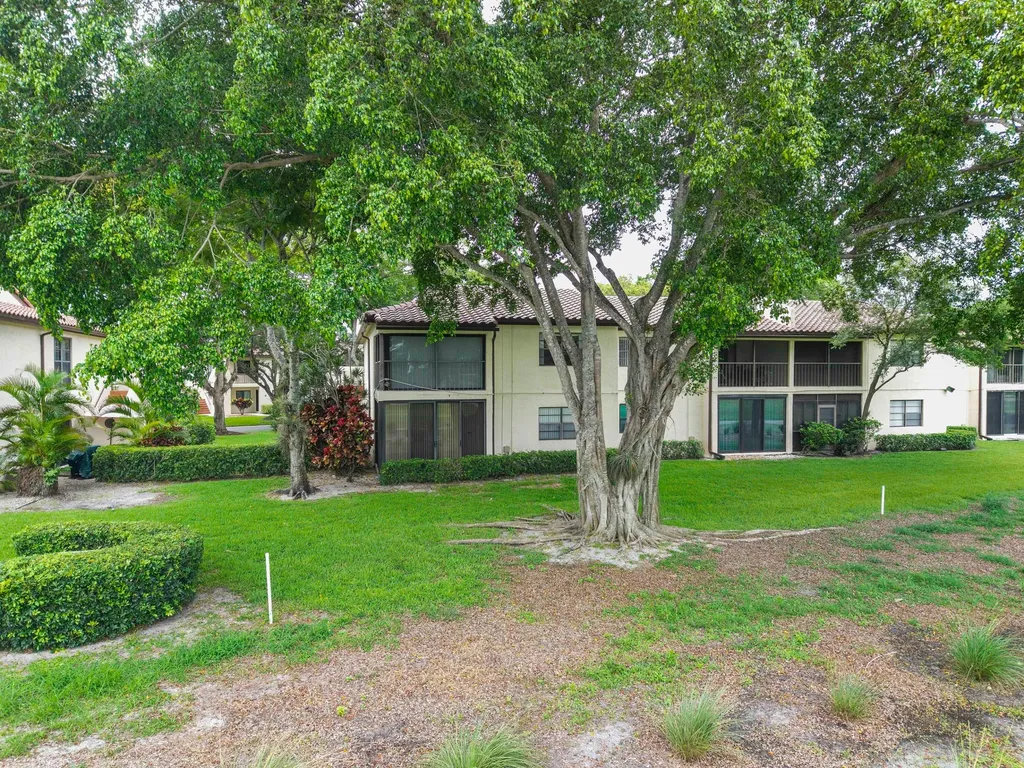 21852 Arriba Boca Raton FL 33433