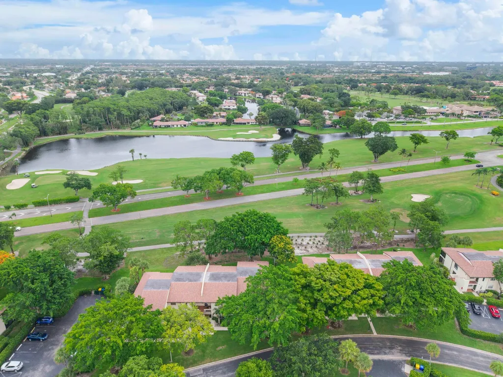 21852 Arriba Boca Raton FL 33433