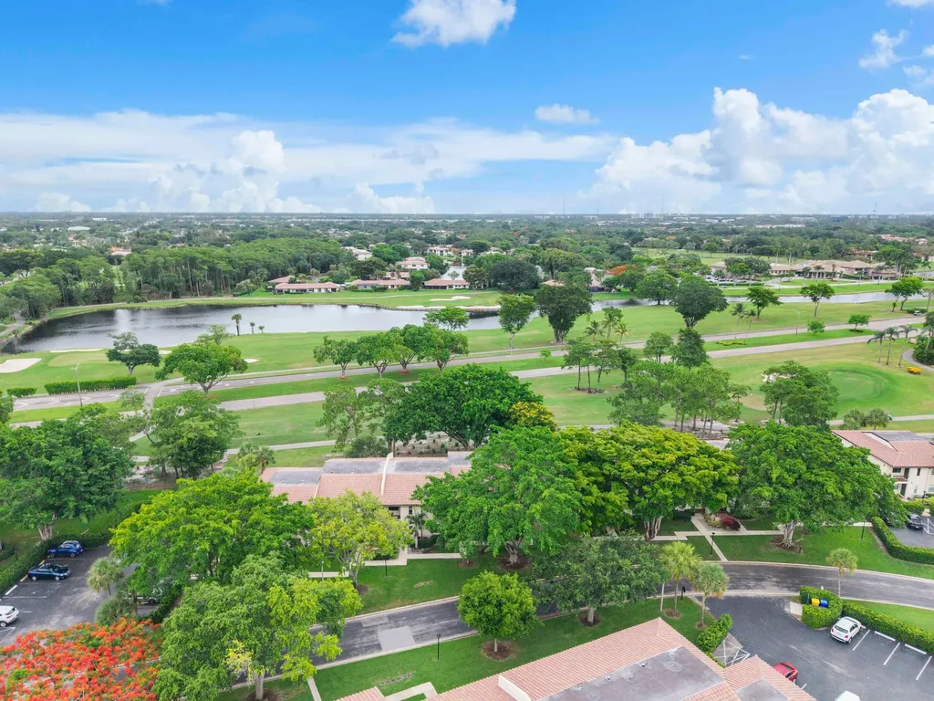 21852 Arriba Boca Raton FL 33433