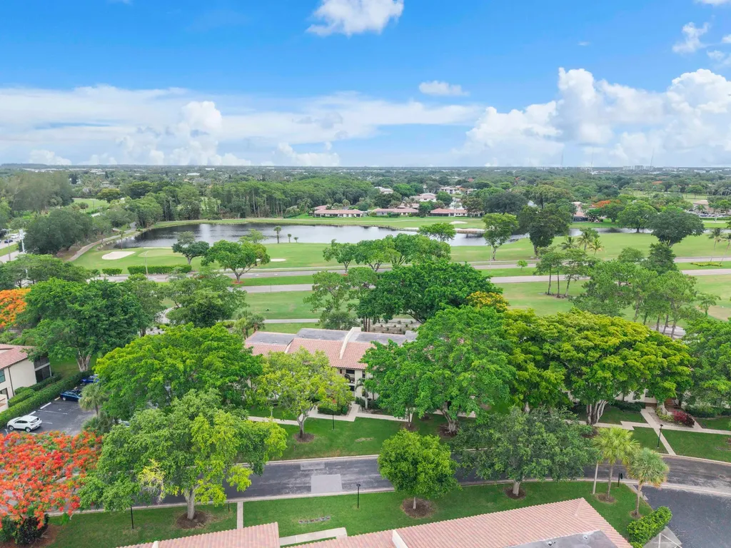 21852 Arriba Boca Raton FL 33433