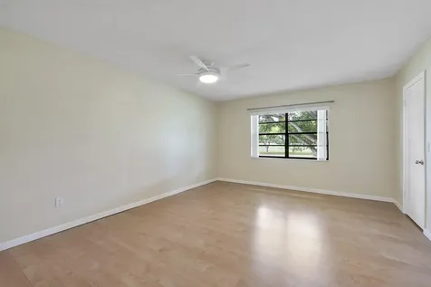 21852 Arriba Boca Raton FL 33433