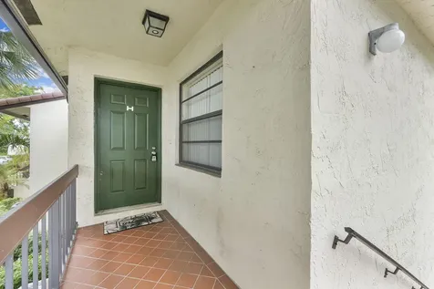 21852 Arriba Boca Raton FL 33433
