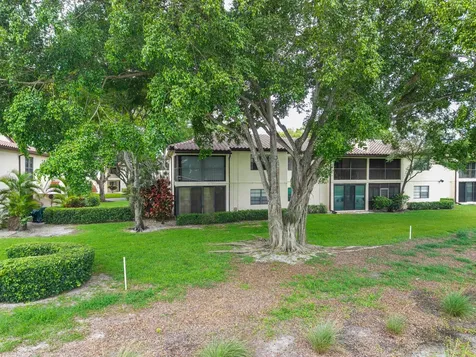 21852 Arriba Boca Raton FL 33433