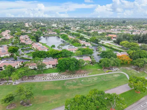 21852 Arriba Boca Raton FL 33433