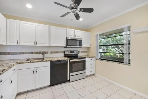 21852 Arriba Boca Raton FL 33433