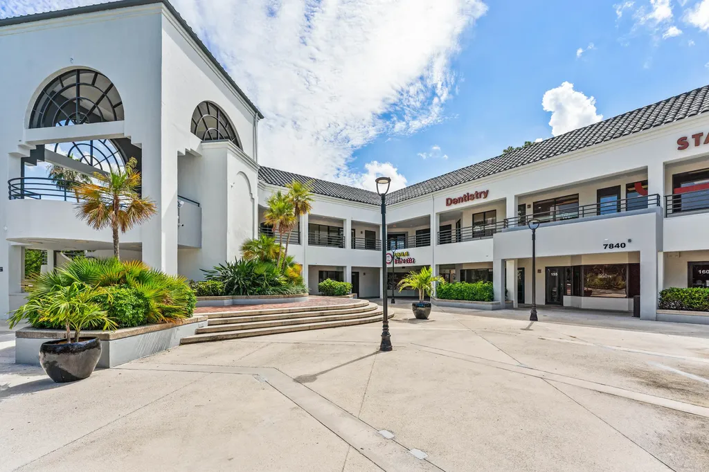 7880 Glades Road Boca Raton FL 33434