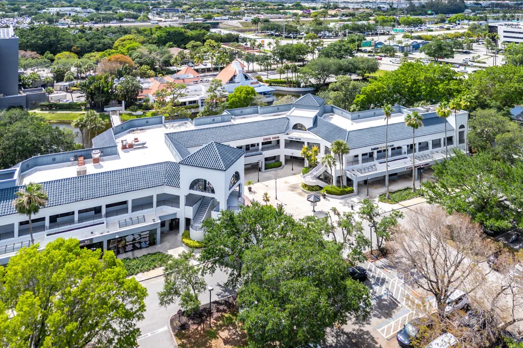 7880 Glades Road Boca Raton FL 33434