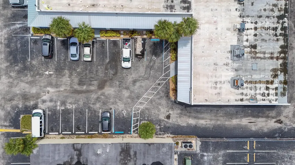 2450 W Oakland Park Boulevard Oakland Park FL 33311