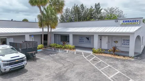 2450 W Oakland Park Boulevard Oakland Park FL 33311