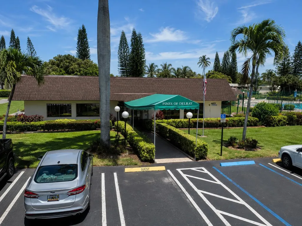 1101 Cactus Terrace Delray Beach FL 33445