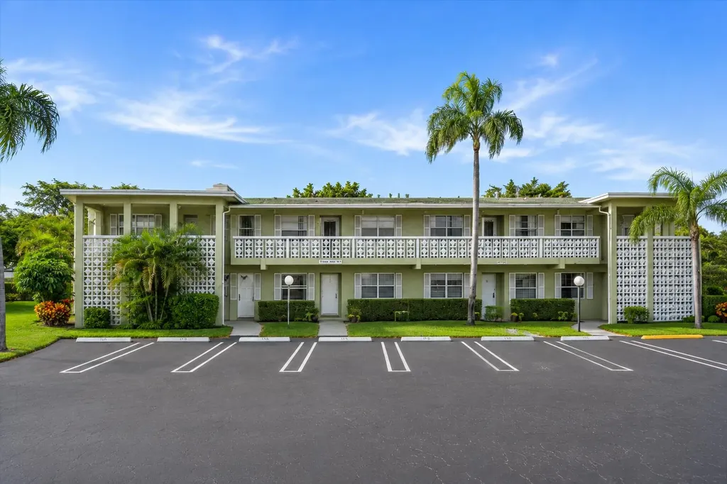 1101 Cactus Terrace Delray Beach FL 33445