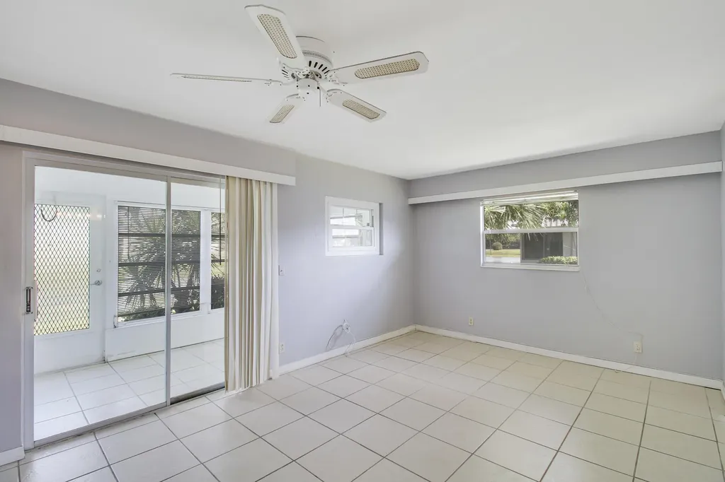 175 Valencia H Delray Beach FL 33446