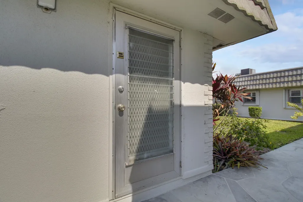 175 Valencia H Delray Beach FL 33446