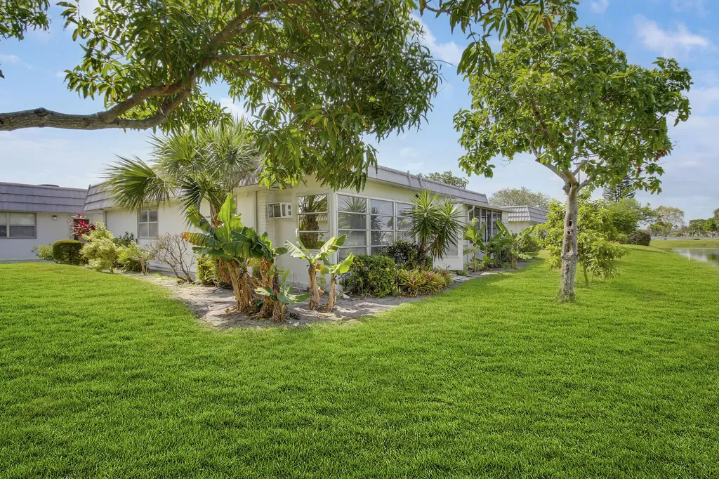 175 Valencia H Delray Beach FL 33446