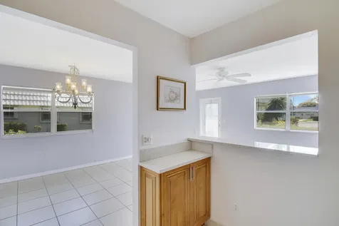 175 Valencia H Delray Beach FL 33446
