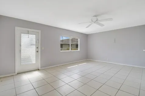 175 Valencia H Delray Beach FL 33446