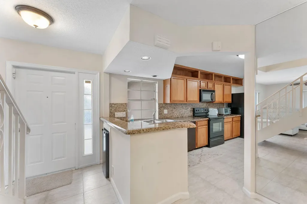 2704 Vision Drive Palm Beach Gardens FL 33418