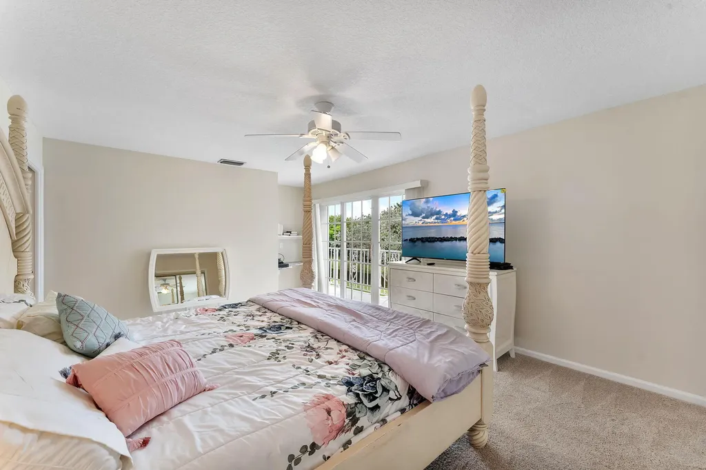 2704 Vision Drive Palm Beach Gardens FL 33418