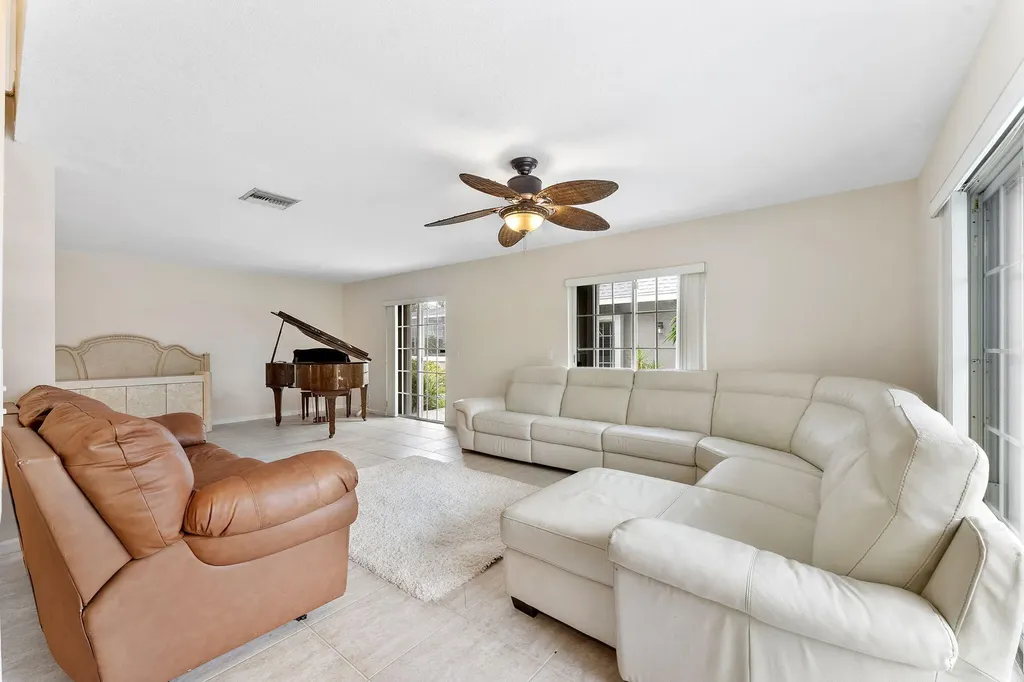 2704 Vision Drive Palm Beach Gardens FL 33418