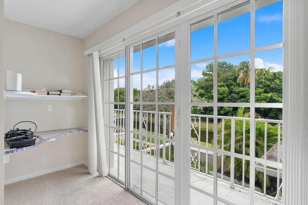 2704 Vision Drive Palm Beach Gardens FL 33418