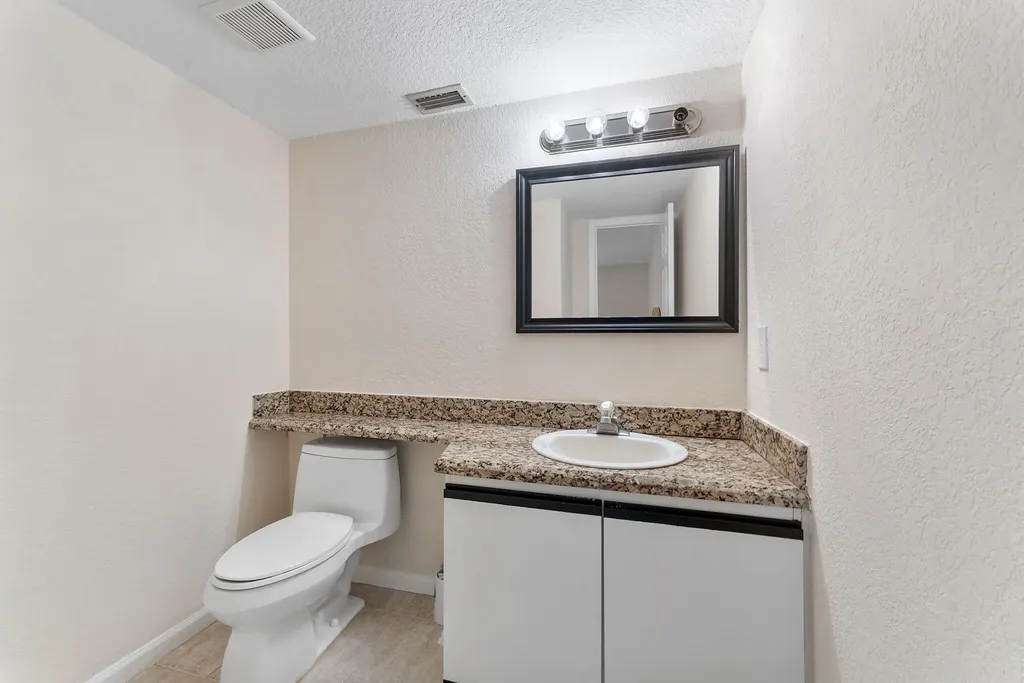 2704 Vision Drive Palm Beach Gardens FL 33418