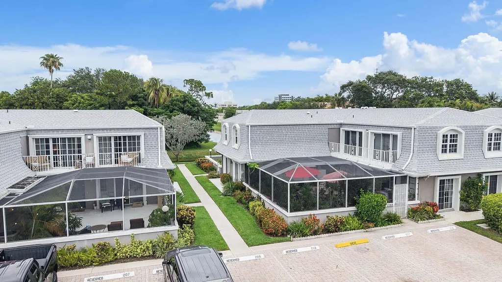 2704 Vision Drive Palm Beach Gardens FL 33418