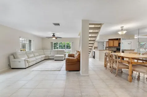 2704 Vision Drive Palm Beach Gardens FL 33418