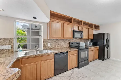 2704 Vision Drive Palm Beach Gardens FL 33418