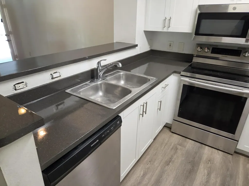 12112 St.andrews Place Miramar FL 33025