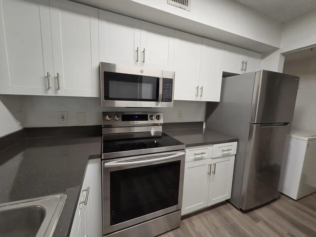 12112 St.andrews Place Miramar FL 33025