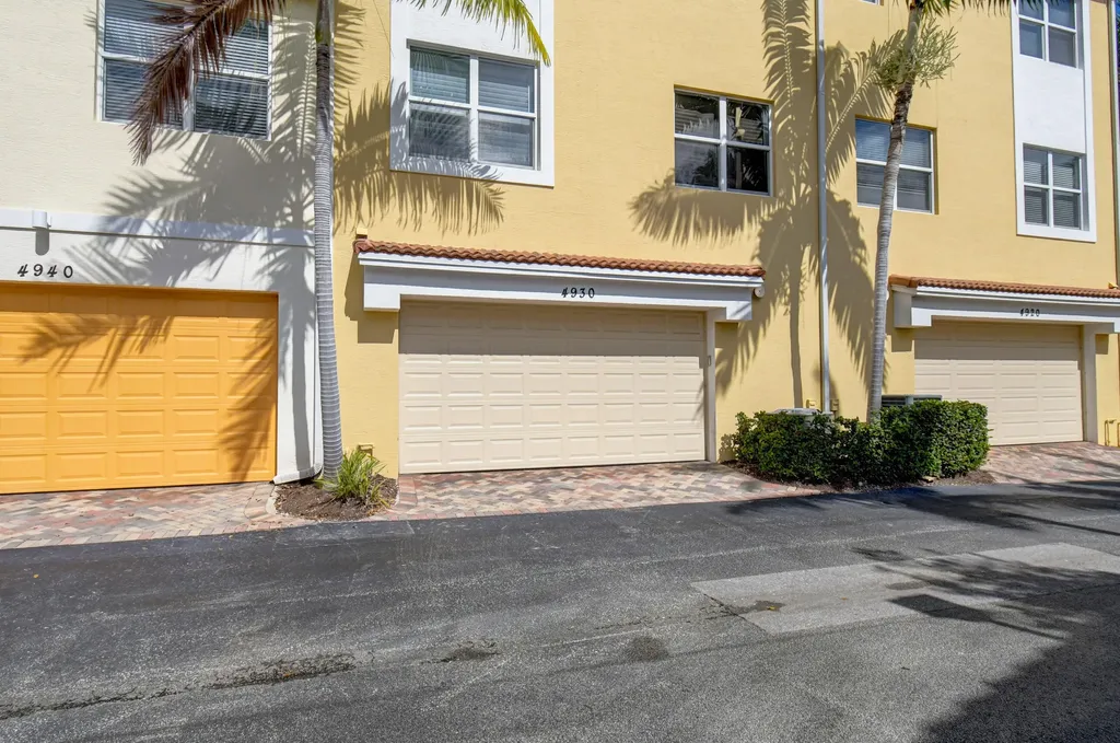 4930 NW 15th Avenue Boca Raton FL 33431