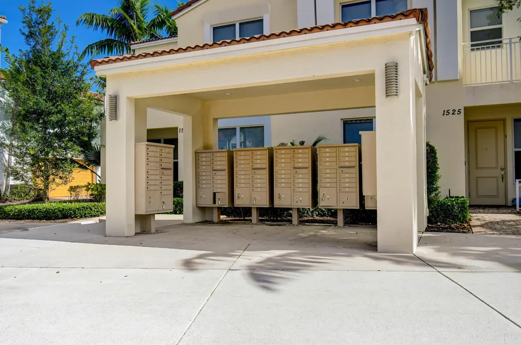 4930 NW 15th Avenue Boca Raton FL 33431