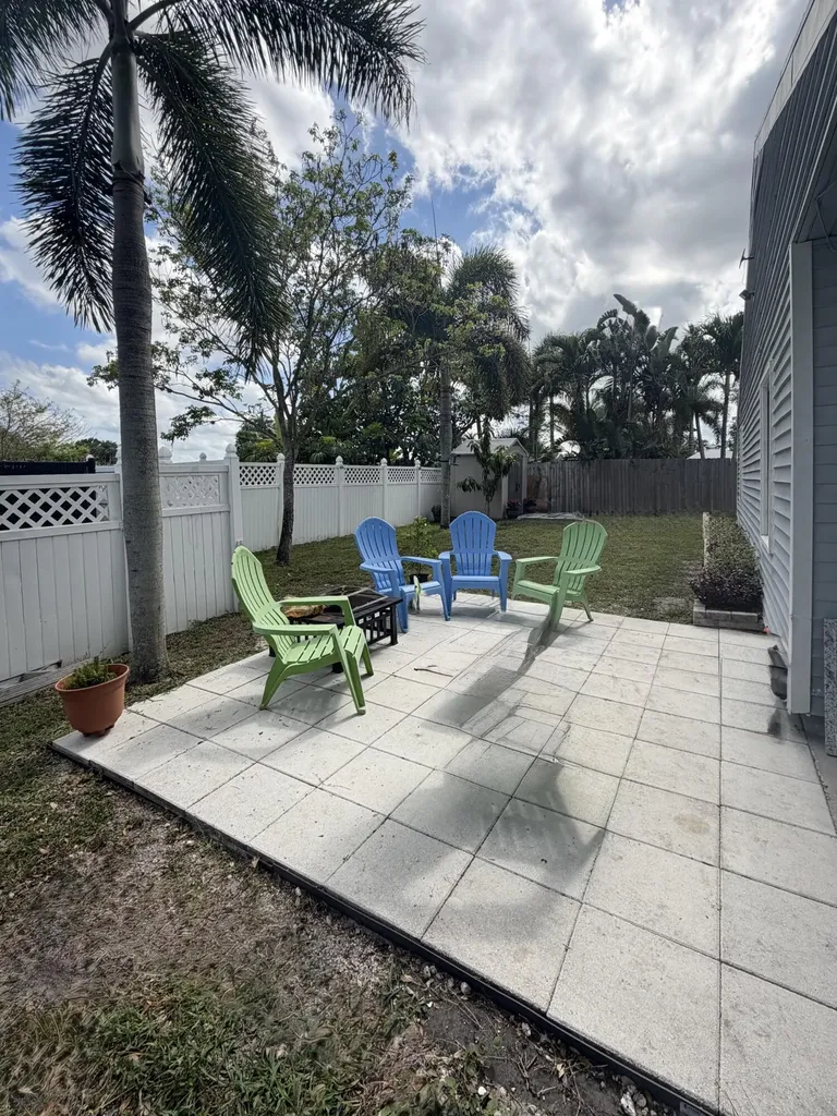 7856 Blackwood Lane Lake Worth FL 33467